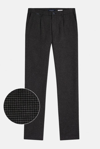 Storms Houndstooth * Los Flannels