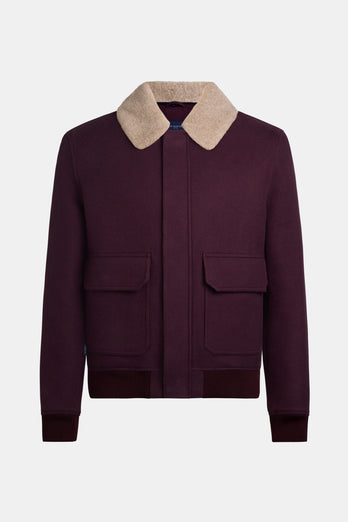 Reserves * La Cazadora First Class