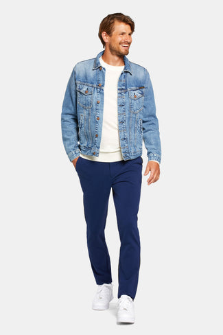 Midnights * Los Easies